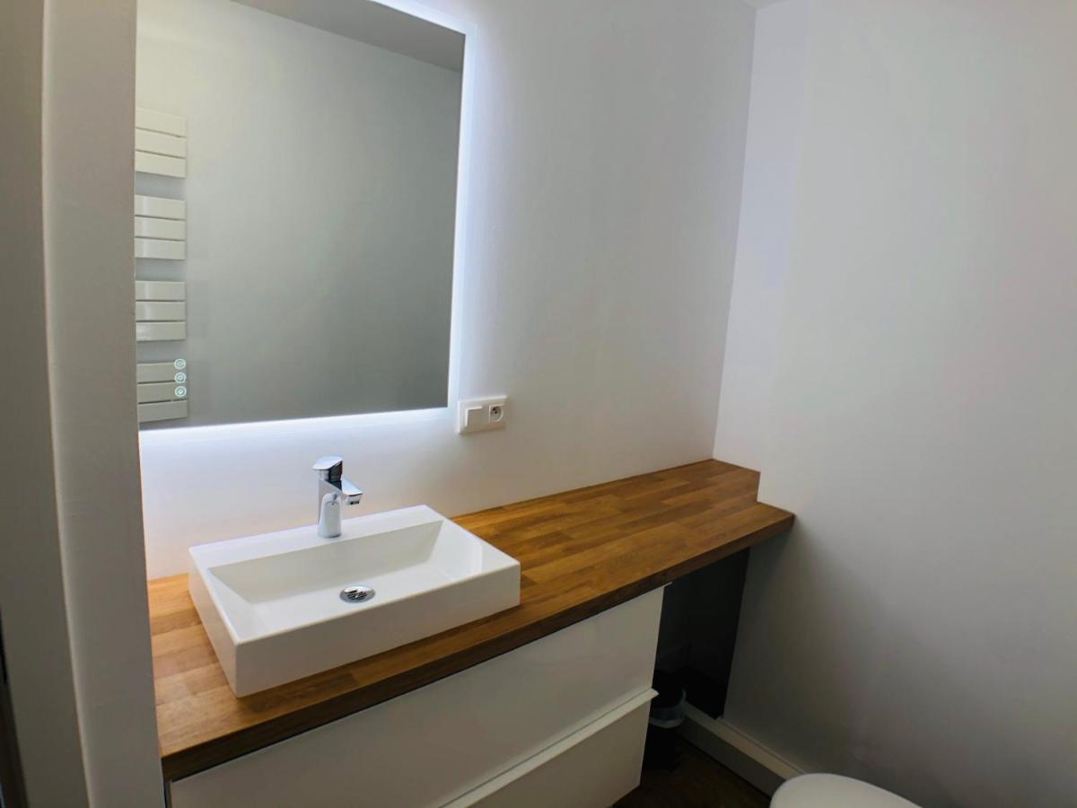 Charmant Appartement 1-4 Personnes, Proche Centre Avec Parking Нант Экстерьер фото